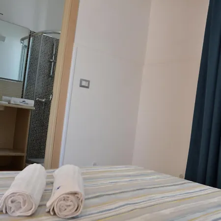 Affittacamere Torre Lapillo 3* 토레 라필로