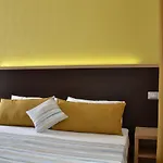 Oda ve Kahvaltı Affittacamere Torre Lapillo