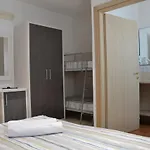 Affittacamere Torre Lapillo Oda ve Kahvaltı 3*