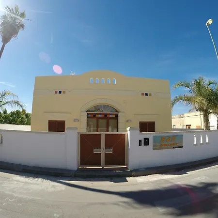 Oda ve Kahvaltı Affittacamere Torre Lapillo