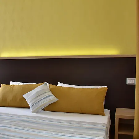 Oda ve Kahvaltı Affittacamere Torre Lapillo