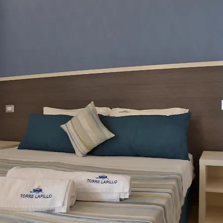 Affittacamere Torre Lapillo Oda ve Kahvaltı Torre Lapillo