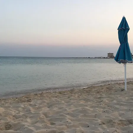 Couette-café Affittacamere Torre Lapillo 3*
