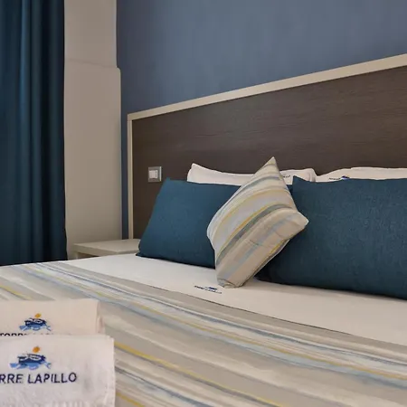 Affittacamere Torre Lapillo Bed & Breakfast