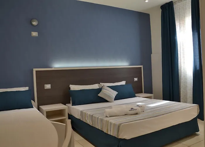 Affittacamere Torre Lapillo 3* טורה לפילו